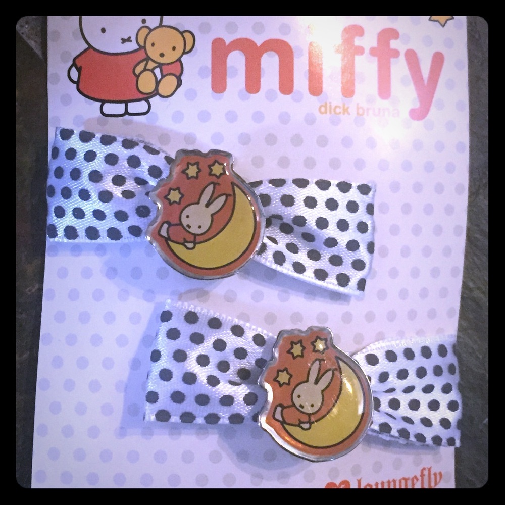 🦋 Vintage Miffy Hair Clip Bows by Loungefly